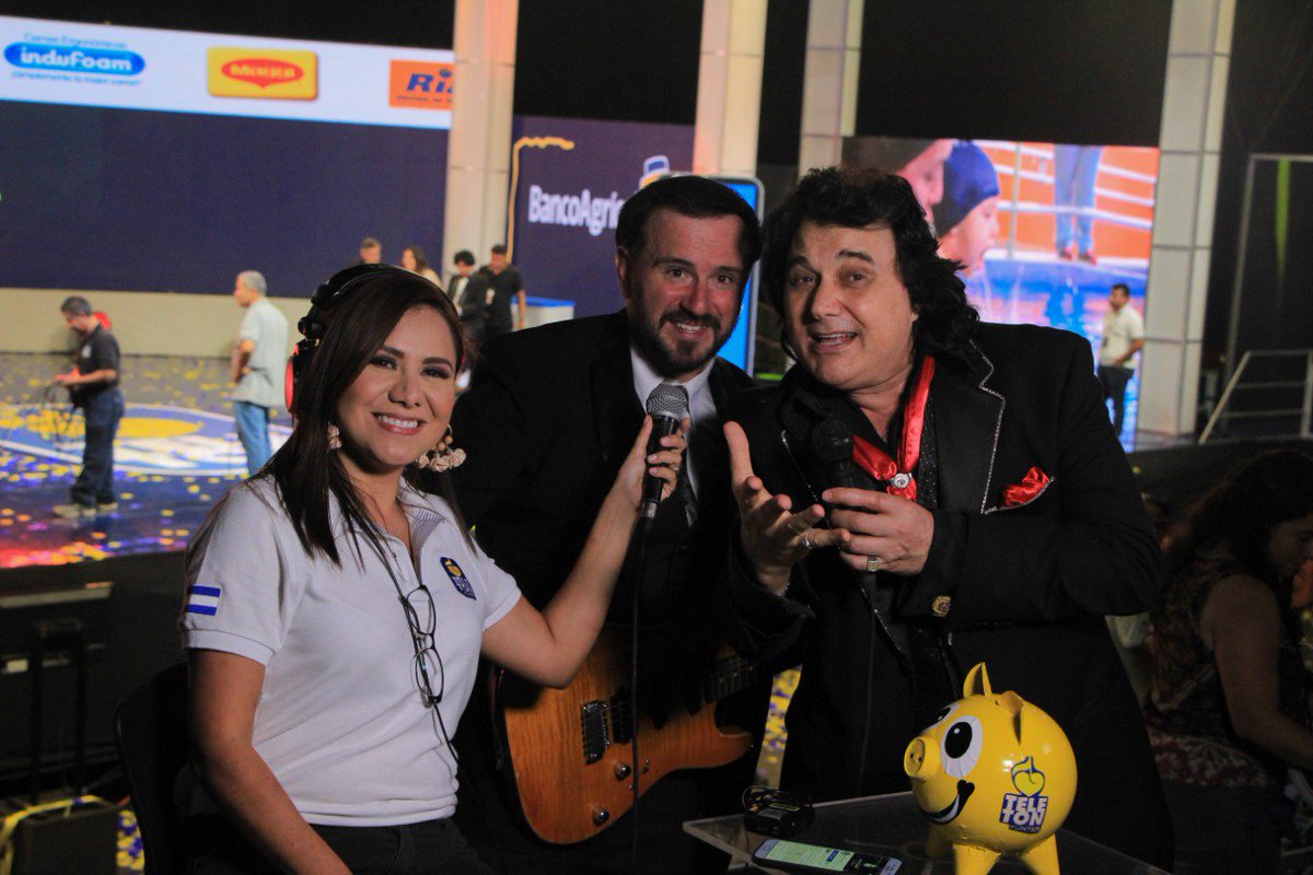 TeletonSV's tweet photo. @LOSIRACUNDOS Presentes en #Teleton 
#JuntosTodoEsPosible. https://t.co/issGZHHHnI