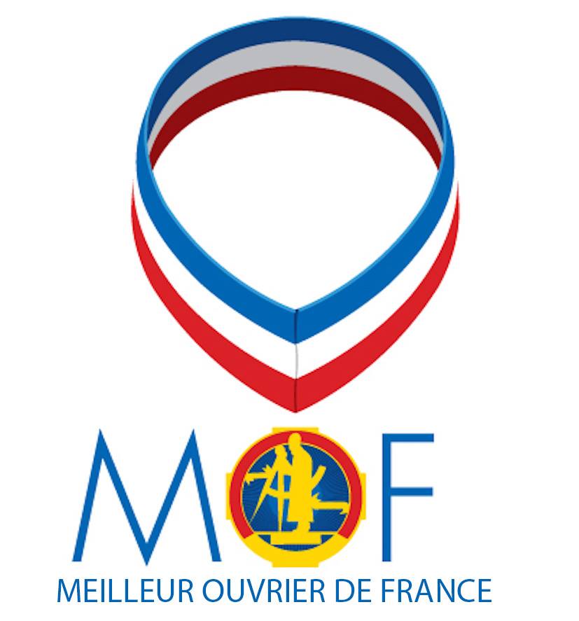 SylvieLezier's tweet photo. Je suis heureuse de vous annoncer que je viens d'être reçue au concours d'un des " Meilleurs Ouvriers de France " en catégorie " Photographie d'Art " 
Alors merci la vie, merci mes guides, merci ma famille, merci à mes amis, merci à vous tous....et merci à moi-même ;-) <3 https://t.co/43JgjHHx3l