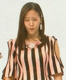 ptClpt's tweet photo. 前ブログに載ってたＹの顔のあゆみんと小田ちゃんが、ふくろうっぽくてかわいいって思ってたんだけど
写真並べたらわりと本当にふくろうで、めっちゃかわいい🐦💙💜 https://t.co/RH5jjAXl50