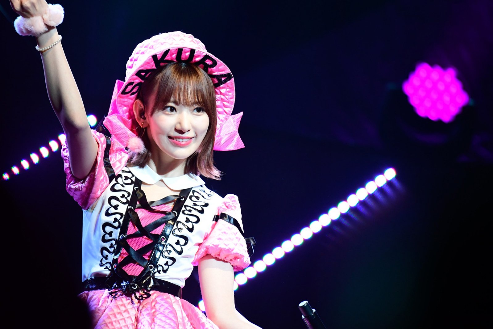 元HKT48 LESSERAFIM 宮脇咲良 彼女衣装 - メルカリ