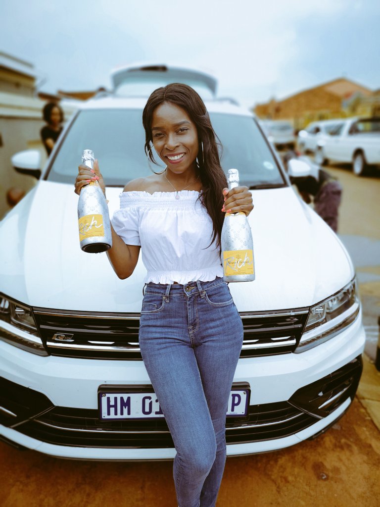 hlatsemac's tweet image. #MasterofEngineering right here
#popmabodlelapopchampagne