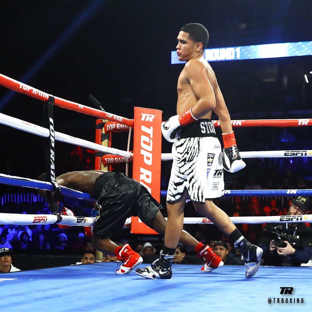 trboxing's tweet photo. Thank you, Corpus Christi! A great night of boxing in the 📚 #RamirezHart2 https://t.co/WZ8oNY0p09