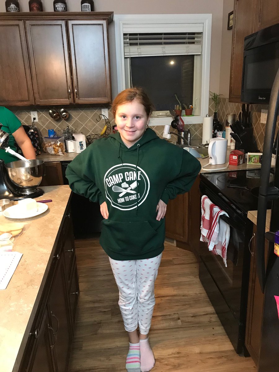 TheMillerBakery's tweet photo. Ready for #CampCake @yolanda_gampp ! https://t.co/BOP5T6rlEh