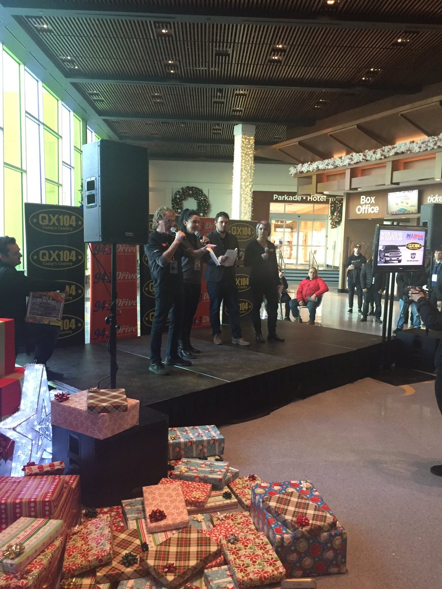 QX104winnipeg's tweet photo. We’re getting started at @Casinosofwpg #ClubRegent #WinOurWheels https://t.co/Lec9T3Ug0W