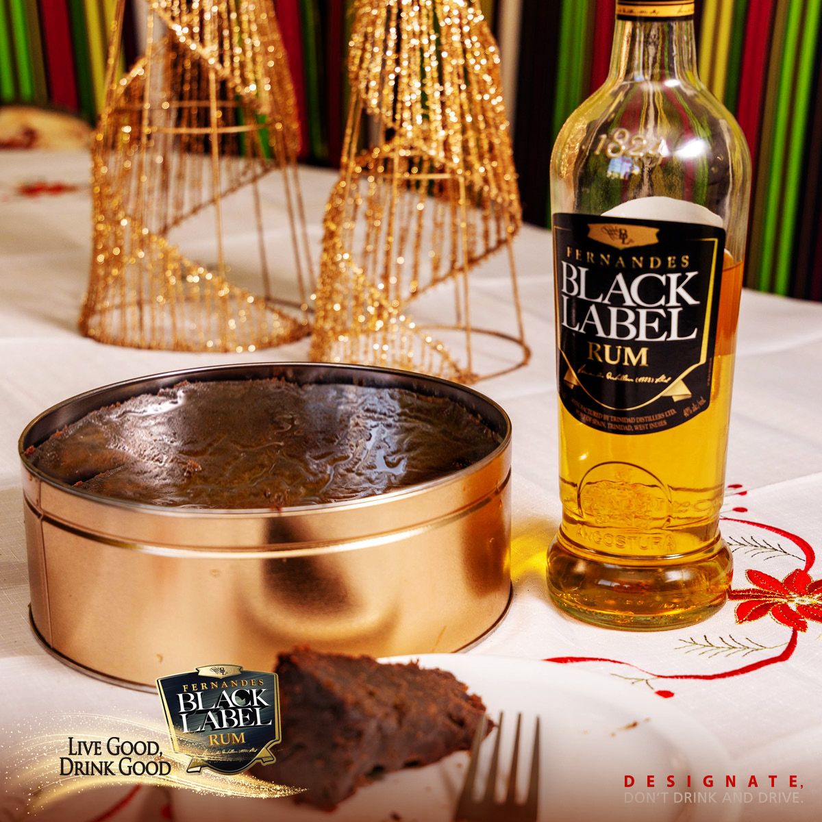 BlackLabelRum's tweet photo. It's called "Black" Cake for a reason!!!
A Black Cake isn't truly finished until you've sprinkled it with some #BlackLabelRum...
#BringOutDRum
#Designate
#DontDrinkAndDrive https://t.co/6yHQbM4Nsi