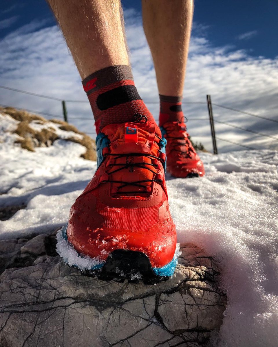 Salomon Ultra Pro 👉 one highly preferred choice for all conditions as voted for by trail runners. Have a great weekend everyone 🤘❤️🏃‍♀️🏃🏽‍♂️ #timetoplay 📸👉 @reiter_philipp