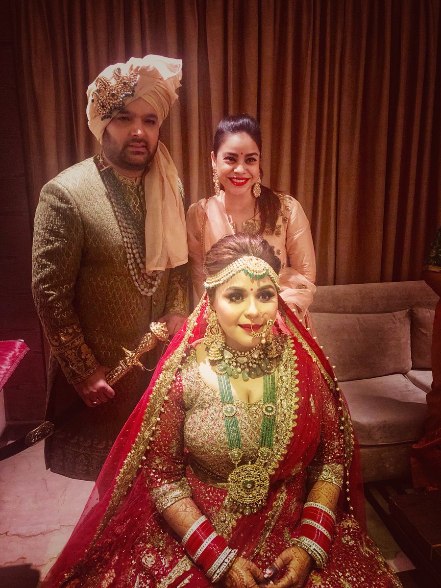 sumona24's tweet photo. Shaadi Mubarak @KapilSharmaK9 
♥️🥂💜🎉
.
#KapilGinniKiShaadi https://t.co/vuEcVeTv7Y