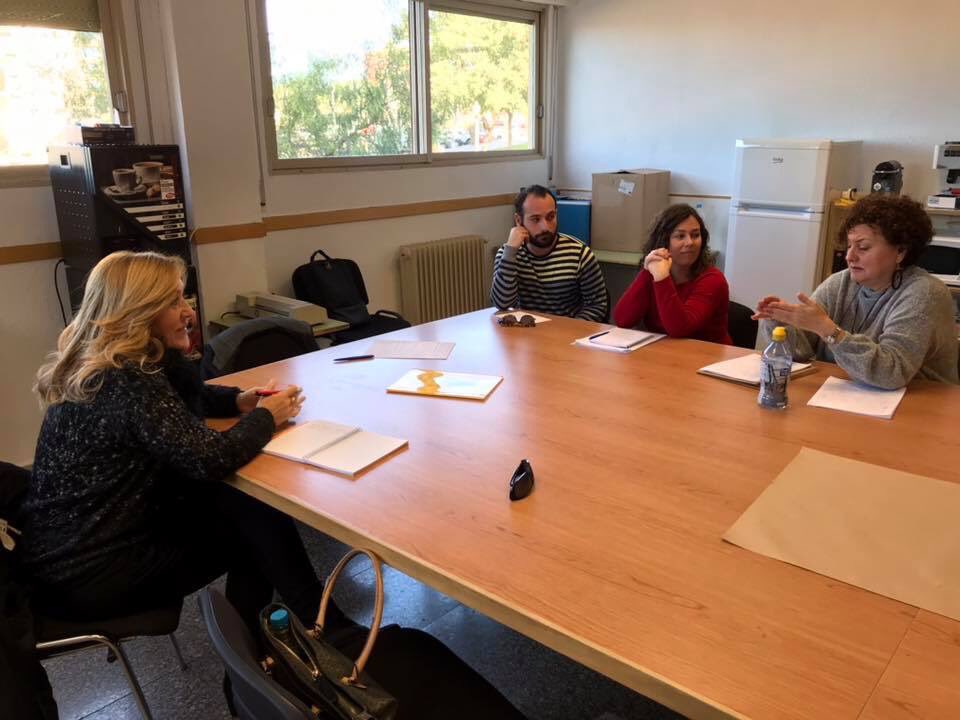 Susanamusica's tweet photo. Cuando amamos nuestra profesión hemos de seguir aprendiendo para mejorar. Mañana de trabajo en el Seminario de Elche como @Seminarbenidorm y @Seminario_Valen. Con @Santisorianos colaborando en la Comisión de Unidad Política-Educación. Avanzamos!! https://t.co/fMXZtzbMjY
