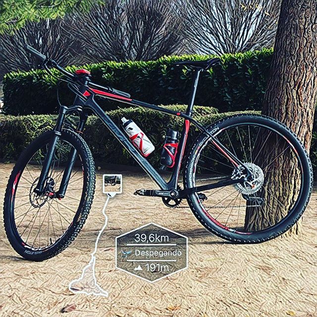 z0r3f's tweet photo. Que bien vas jodía!!!🚵🏻♂️ Entreno suave pensando en mañana 💀🤪 .... Y hoy sin caídas!! ☝🏻😆
-
#power #happy #climb #workout #bike #mtb #cycling #offroad #mmrbikes #btt #garmin #ciudadreal #hunter #lessismore #tubeless #ovalchainring #singlechainring #shim… https://t.co/BHtlClwFdn https://t.co/0hVWLXGOXA