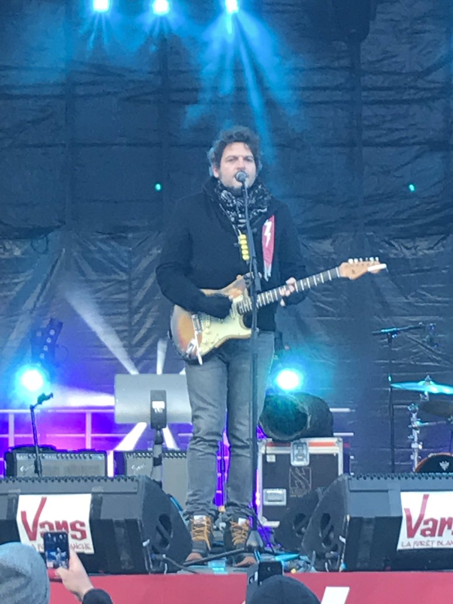 guillaumerollin's tweet photo. #H-3 #-3degrés WarmUp du concert de -M- @Varsfob https://t.co/f1n2KCUdyF
