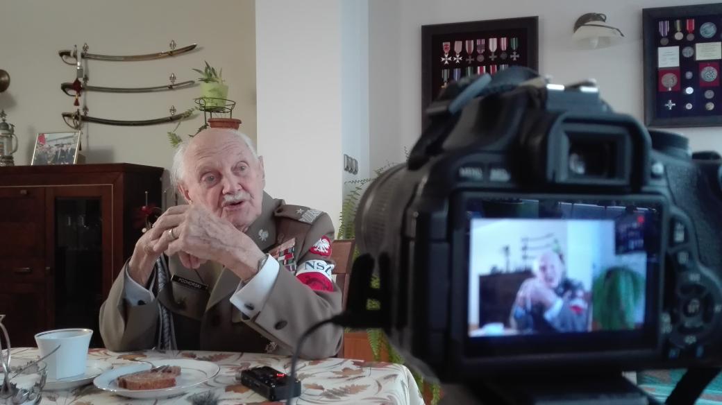 Jesteśmy w Pzn u Pana Generała Jana Podhorskiego z NSZ
<a href="/ipngovpl/">Instytut Pamięci Narodowej</a> <a href="/StowMarszN/">Marsz Niepodległości</a> <a href="/1934ONR/">ONR</a> <a href="/Zebrowski_NSZ/">Leszek Żebrowski_NSZ #BabiesLivesMatter</a> <a href="/KsKneblewski/">Ks Roman Kneblewski</a>