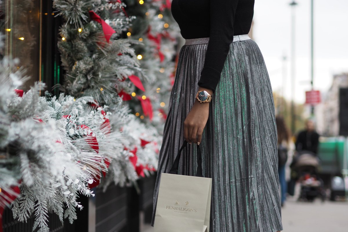 Have you started your Christmas shopping yet?

Why not start here... > henry-london.com.