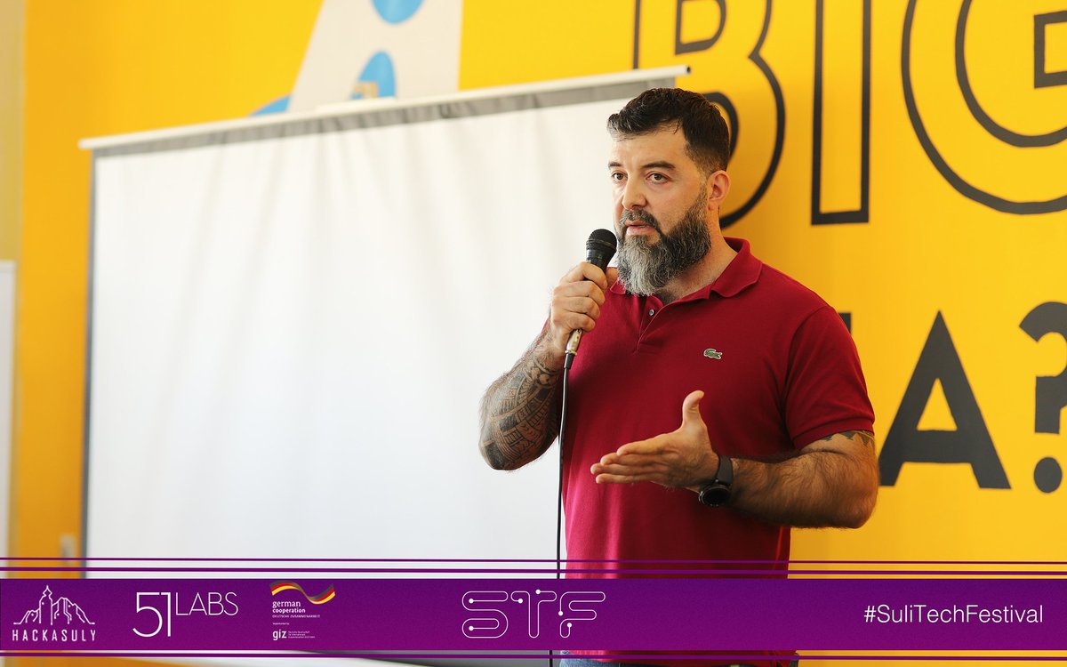 hackasuly's tweet photo. Rebaz Salih, giving a speech about Working in Tech Industry.
#HackaSuly #SuliTechFest https://t.co/Zg59JF5jPR