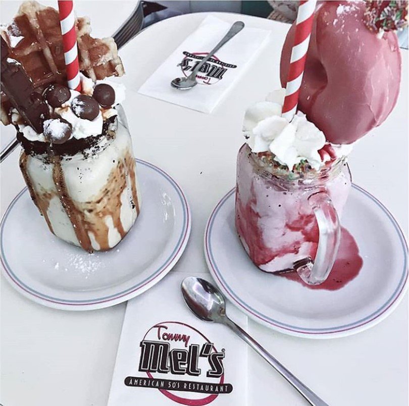 Saborea el #felizsábado en <a href="/tommymels/">Tommy Mel's</a>, plan perfecto para comer, merendar o cenar con tu mejor compañía 😋😍 #restaurantes #guadalajara #felzifinde