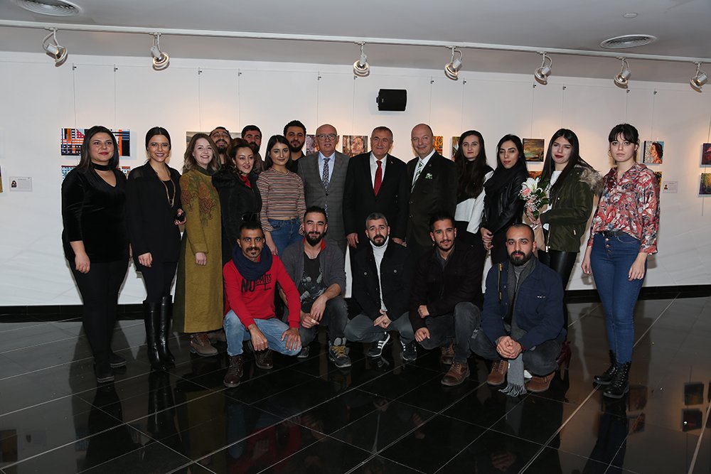 ASOKurumsal's tweet image. ASO’da 38 Genç Sanatçı’dan “Küçük İşler Karma Resim Sergisi”
aso.org.tr/asoda-38-genc-…