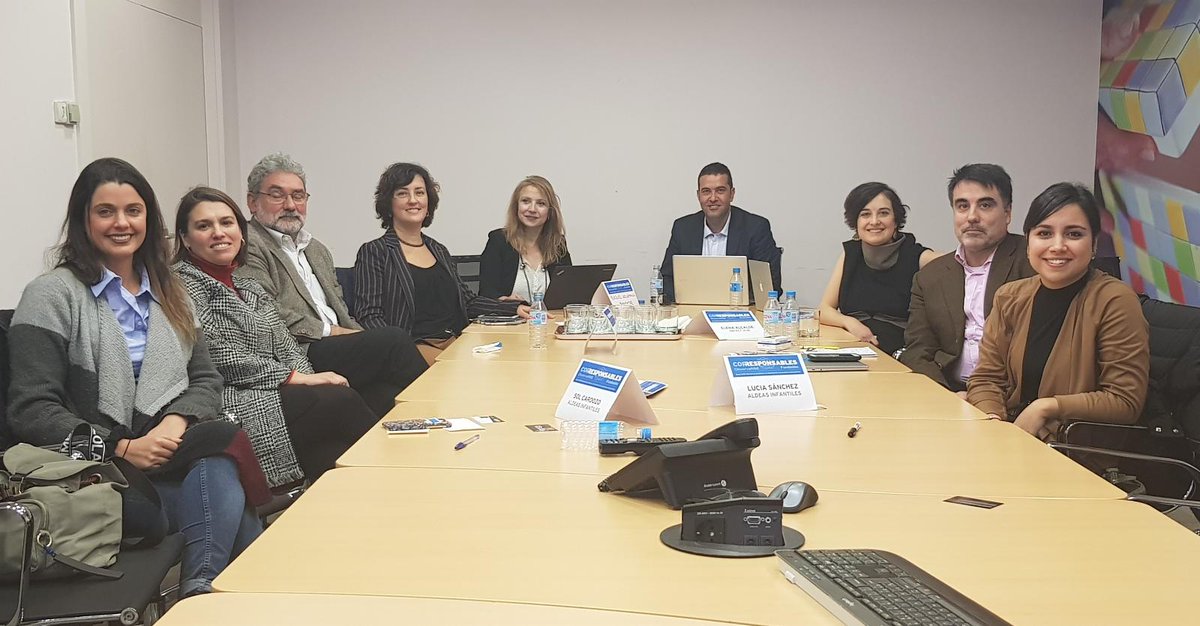 Corresponsables's tweet photo. Gracias por las aportaciones de los participantes de la primera sesión en Madrid de los #DiálogosCorresponsables sobre "Desafíos y tendencias de la #RSE/#Sostenibilidad/#ODS para 2019" @gredossandiego @ImpactHubMAD
@bbva @AldeasEspana @onhoff @PactoMundial @Bankinter https://t.co/00MK8pw7xL