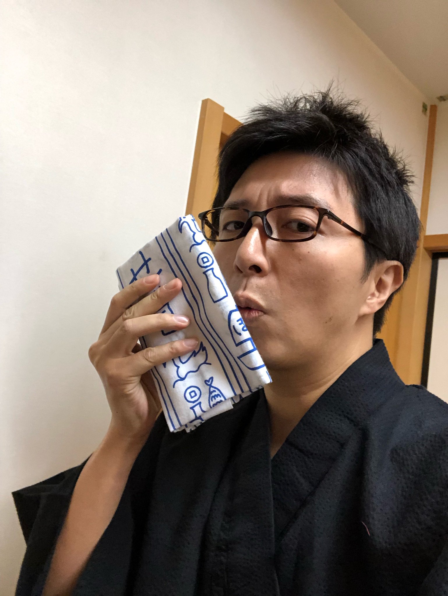 土屋礼央 3回目の落語終了 今回は垂乳根をやらせて頂きましたー 次回の落語は2月21日 T Co S7suegr4rd Twitter
