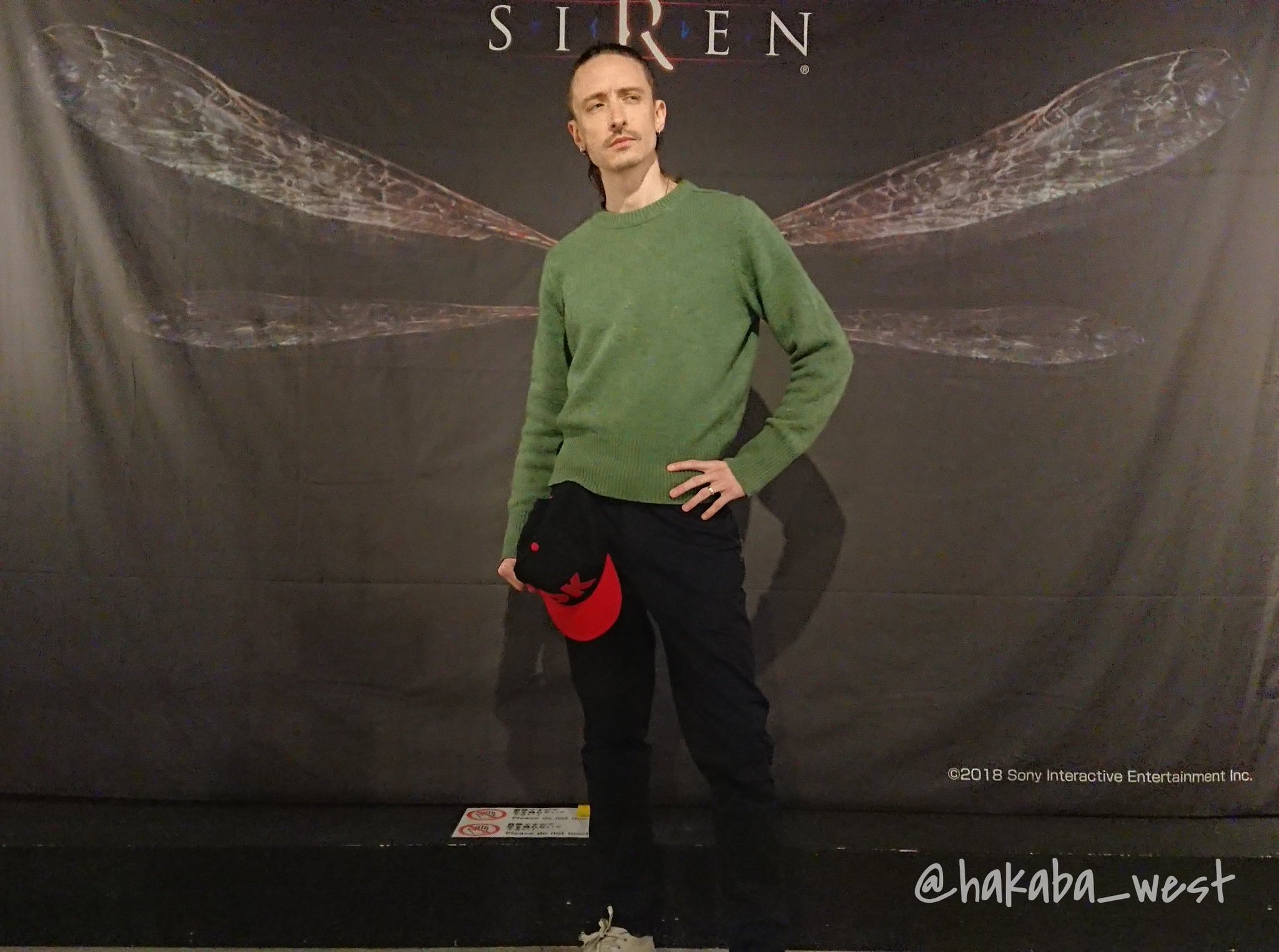 墓場の画廊west また本日はトークショーの合間に Siren Ntのハワード ライト役のハワーステファン フィッシャーさんと犀賀省悟役の服部整治さんがご来廊されました お忙しい中ありがとうございました W Siren展 墓場の画廊west また本日はトークショーの合間に Siren Ntのハワード ライト役のハワーステファン フィッシャーさんと犀賀省悟役の服部整治さんがご来廊されました お忙しい中ありがとうございました W Siren展
