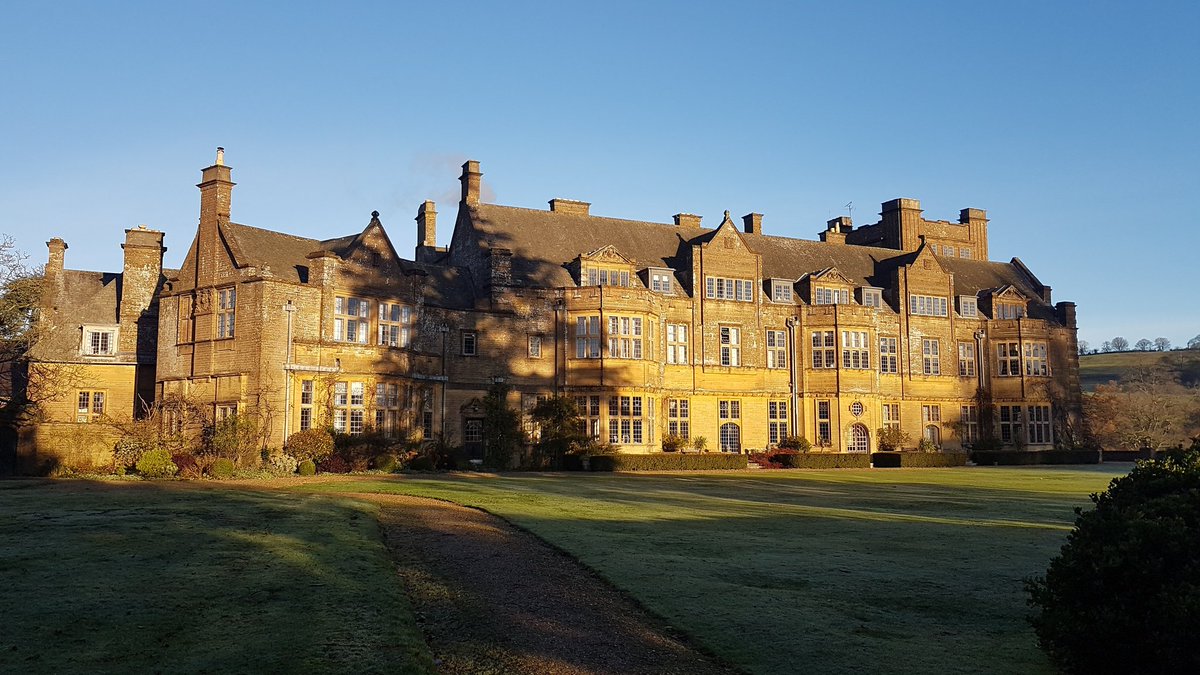 Season tickets available for Minterne Gardens. A perfect Christmas gift 🎅🎅🎅🎅🎅🎅
minterne.co.uk/wp/home/season… m.facebook.com/story.php?stor…