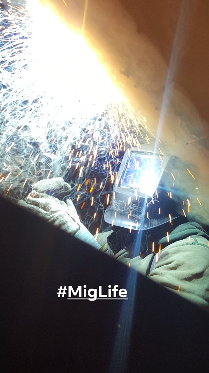 ChilliDog79's tweet photo. Good #SaturdayMorning y'all
#weldporn #miglife #Workflow
#BlackTwitter #blackmanworking #easymoney #SaturdayMotivation https://t.co/y52hrW8Zct