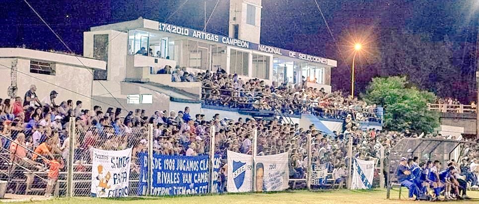 SANEUGENIOFC's tweet photo. ⚪#InfoSanto | #2daFinal⚪
⏩BUEN DÍA FLIA SANTA⏪
Mañana: llueva, haga sol o mucho calor, con tu bandera, tu camiseta y mucho sentimiento, vamos TODOS A LA CANCHA!!!
#JuegaLaBlanca
#JuegaElDecano
💙#AMuerteConElPlantel💙
"Jugar sin hinchada es como bailar sin música"
-E.Galeano https://t.co/qutCVs1wmv