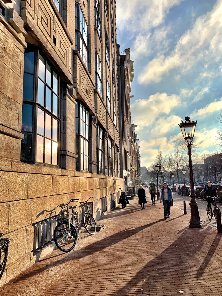 Sunny winter days in #Amsterdam #canals #citycentre