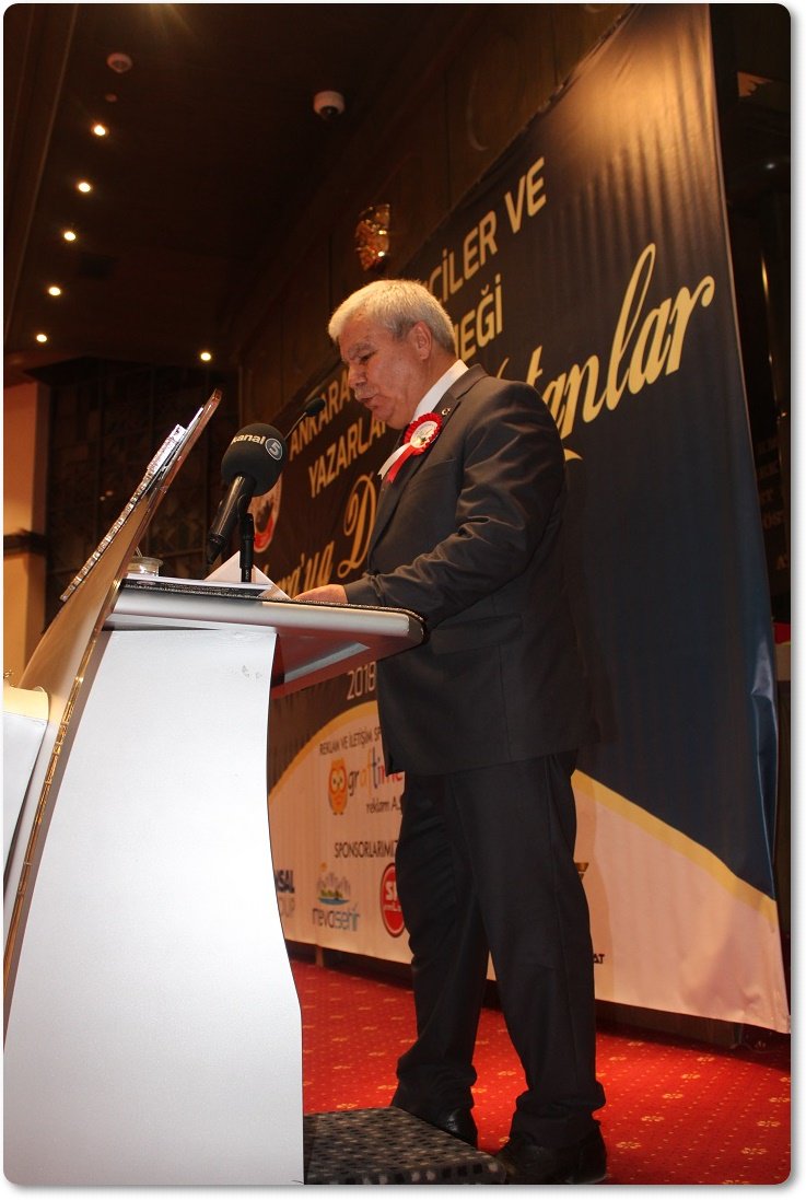 leventcan1968's tweet image. Ankara Gazeteciler ve Yazarlar Derneği’nden “Ankara’ya Değer Katanlara” ödül

enerjipetrolmedya.com/2018/12/ankara…