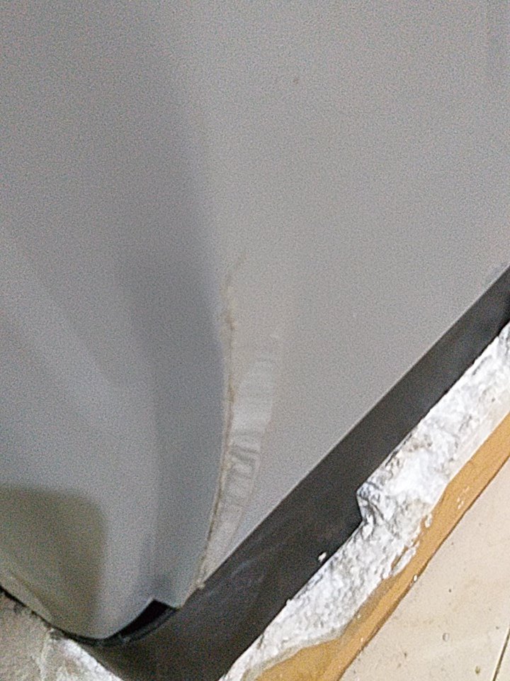 SurbhiMalpani3's tweet photo. This happens when you order a machine on paytm, you'llget a damaged piece with prepaid and yes no return and replacement service
+ they take 3 days to confirm return and idk how many days to take it back and refund the money, worst service!
#Paytm #paytmmall #paytmkaro #SAMSUNG https://t.co/nOmhUdJBng