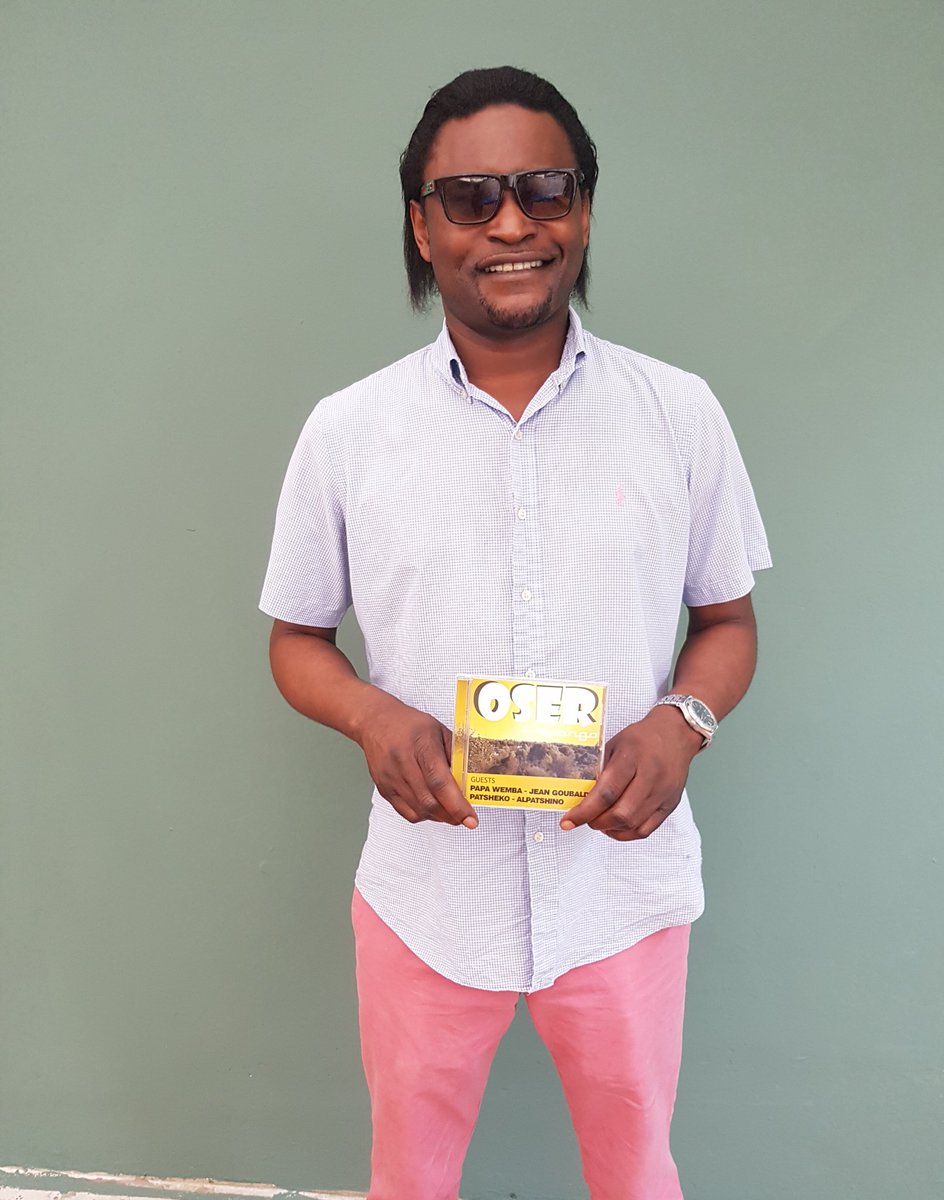 louismefalezi's tweet photo. Albert Mavungu Mavungu Albert a #OSER ! Et toi ? Il faut avoir #OSER ! Thanks Bro.  Avec Papa Wemba vous êtes les premiers à soutenir ce projet qui enfin se concrétise. #ThecampaignOser @Claudy_Siar  @AfricellRDCongo @Vodacomcongo @airtelrdc @abidjan_net @TopCongo https://t.co/2tYK1DgNLg