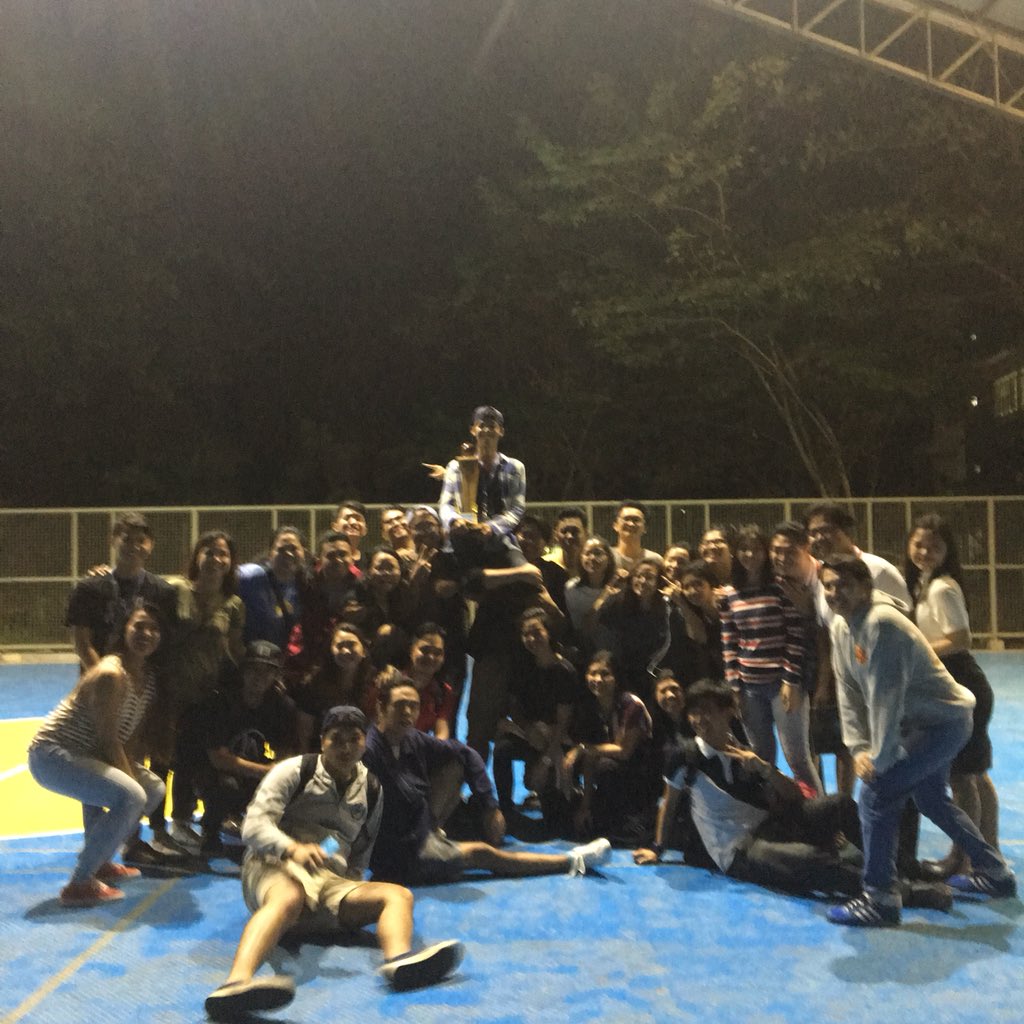 Adnurcy's tweet photo. Pintakasi 2018 Champion! 

To our members, project head, assistant head, and to our ever-supportive moderator thank you for all the efforts. We offer this award to our brothers who are guiding us! All for you! https://t.co/Sv4SH4bFNy