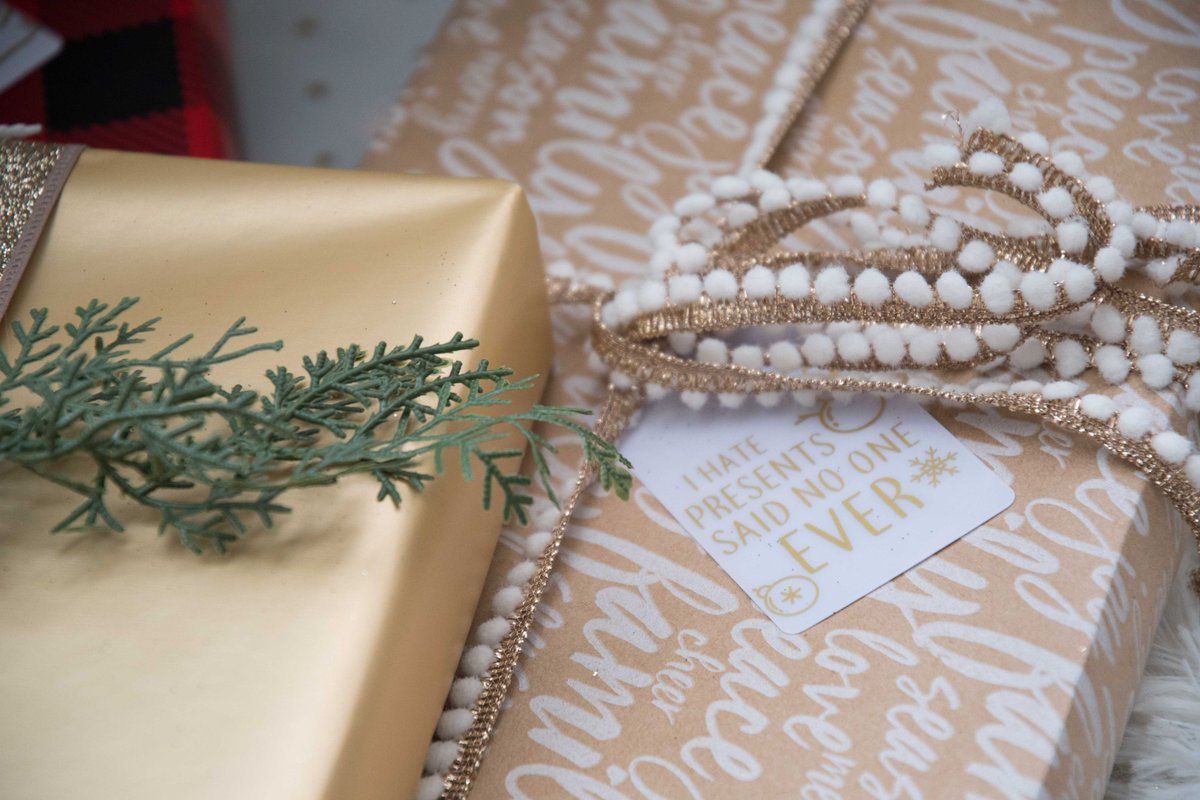 SpecialEventKey's tweet image. "I hate presents said no one ever." #SEK4u #HolidayGiftGuide2018