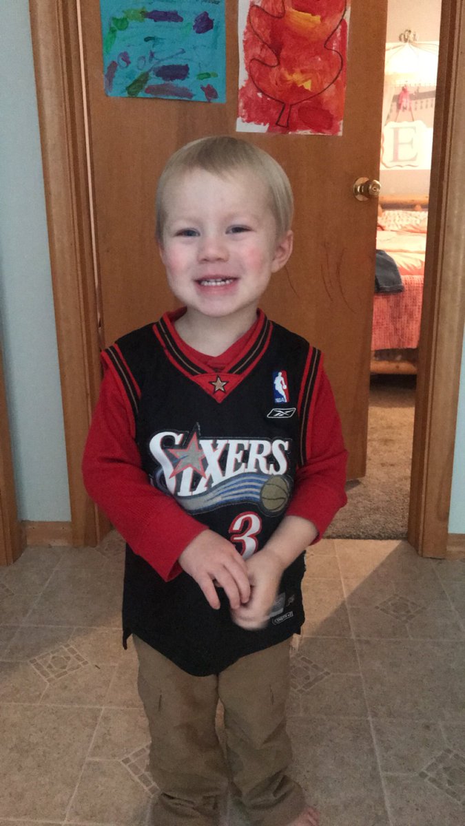 Flakry08's tweet photo. @alleniverson #legend https://t.co/1jrpfqfD5I
