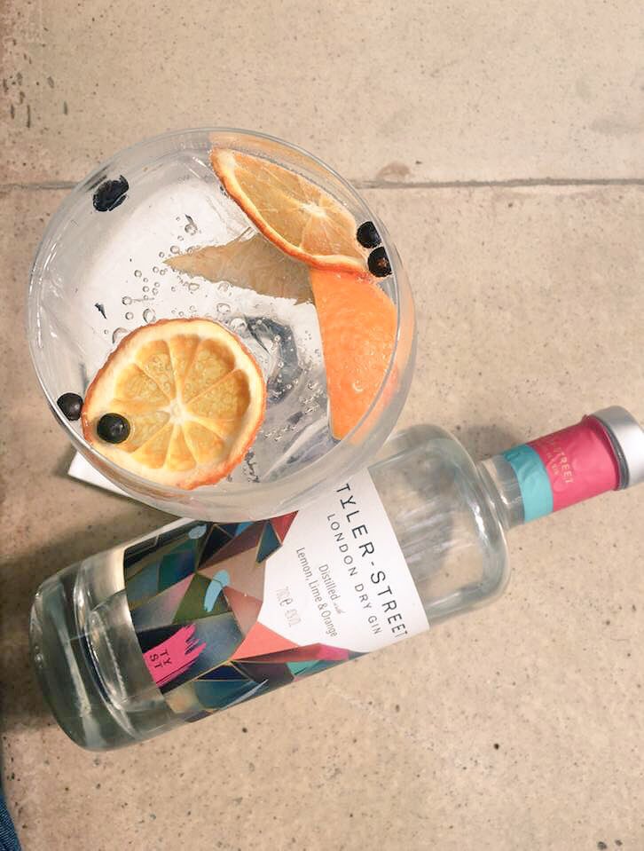 tylerstreetgin's tweet photo. Merry Christmas everyone 🎄🎉🙏 ❤️ https://t.co/ea4lpN7ZBH