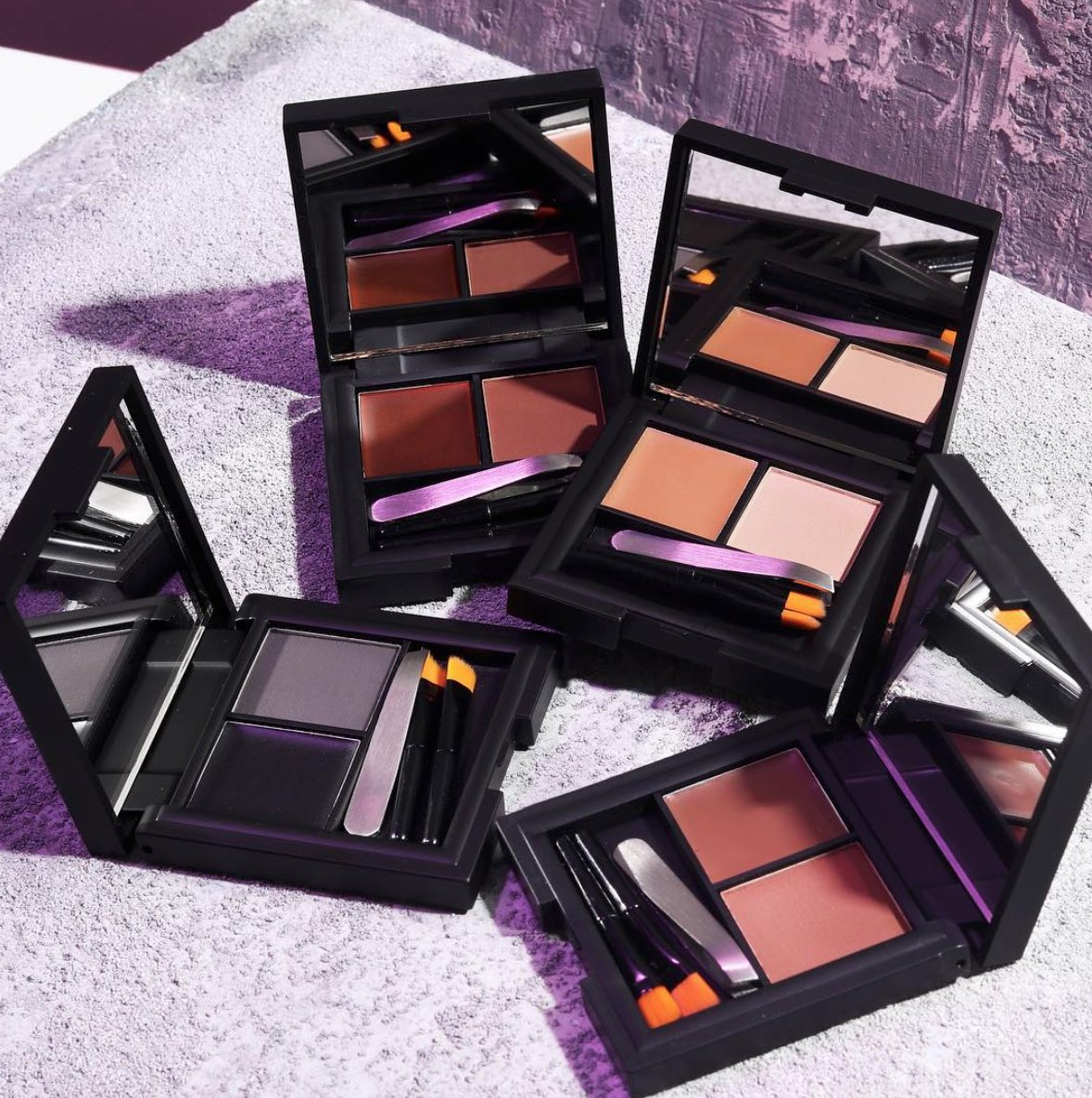 Brows on fleek this weekend with our Brow Kits!

#sleekmakeup #myfacemyrules