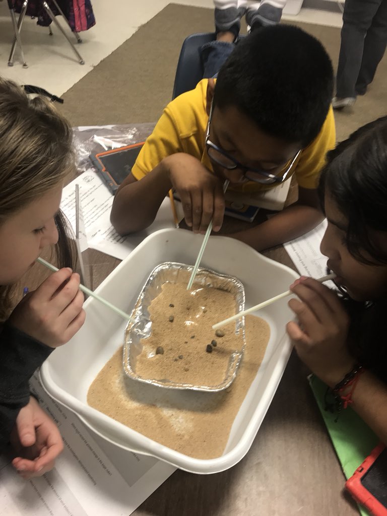 Jaimeclarkstory's tweet photo. Weathering and erosion in science class. https://t.co/Bc9fzWl69b