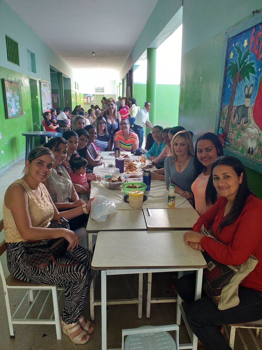 Cbit_hermanas_peraza tweet media