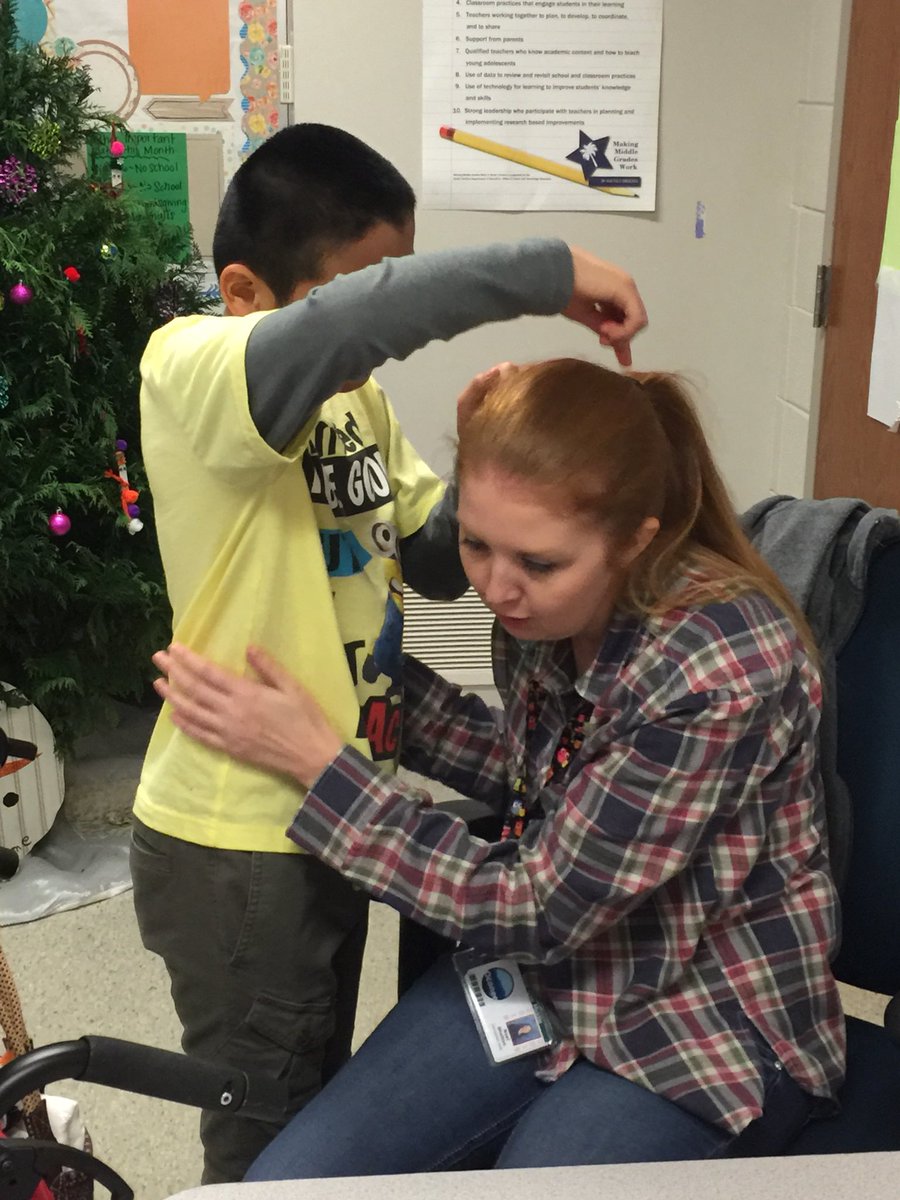 k9kayaks's tweet photo. Always enjoy some #hugs from #MsNoel #loveHerHair #FunctionalClassroom @OconeeSC_school @nicoleleeadams1 @WOMS_warriors1 https://t.co/TZw36Ib7Io