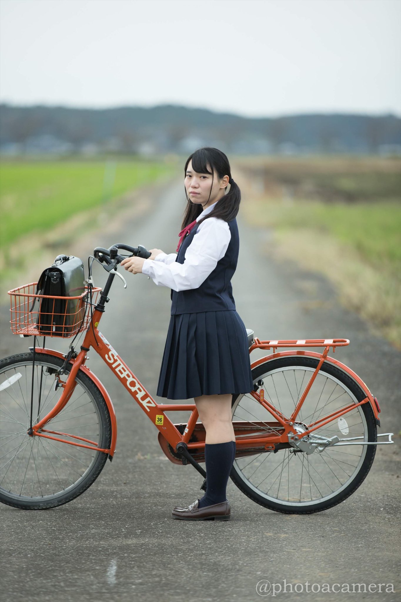 もこ 今日向かい風強すぎてペダル全然焦げなかった 自転車通学 制服 田舎jk T Co Ezm4ppj34a Twitter