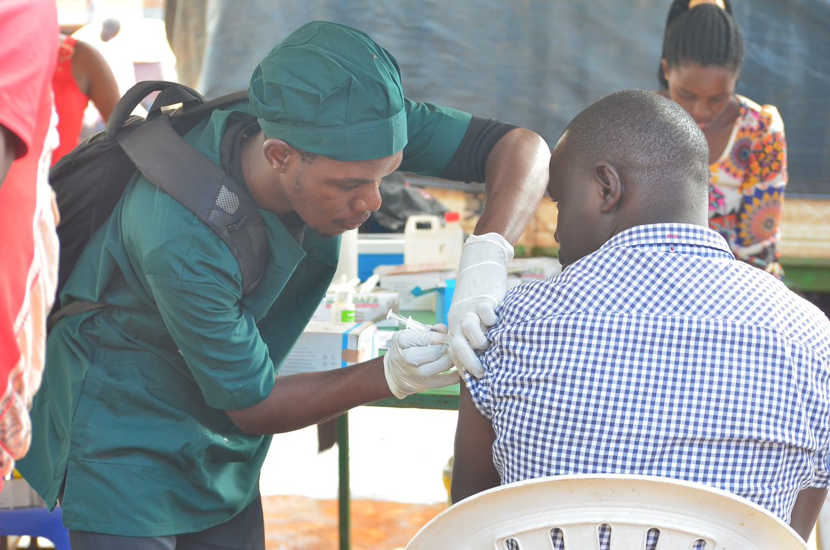 PGUganda's tweet photo. Our team from Reference Health Services Uganda @rhsuganda taking action at Kasubi market.
#BloodDriveUg
#SaveALife18 https://t.co/6ma3RHWQq2