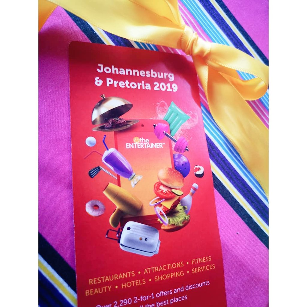 Boozy_Foodie's tweet image. Whoop whoop!! Sharing some more of my #favouritethings ❤️
We've been fans of the @EntertainerZA app for years, I am so stoked for another year of 2-for-1 experiences! 
#SaveWithASmile &amp;amp; a fantastic way to discover new places! Pretty cool gift idea! 🎁🎄 Thank you #EntertainerApp