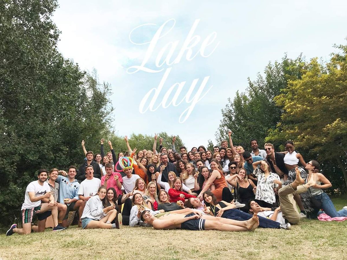 Back in August we hosted a private mini-festival, "Lake Day" for this lovely lot. Thanks for sharing the photo! #festival #minifestival #lakeday #horsleyhalefarm