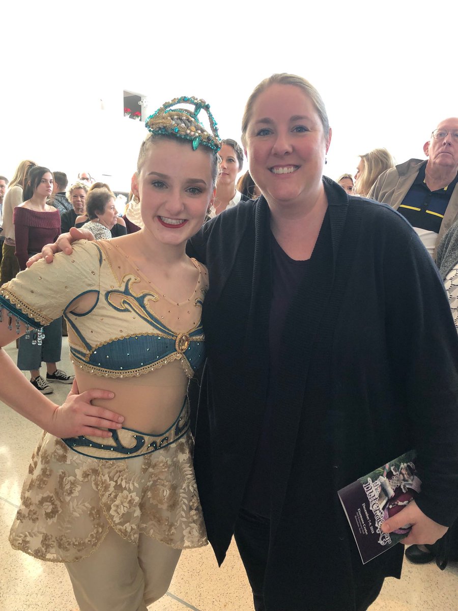 annatullocklamb's tweet photo. A Queen! ⁦@amyschonberg_⁩ https://t.co/ruEaAGmY4Q