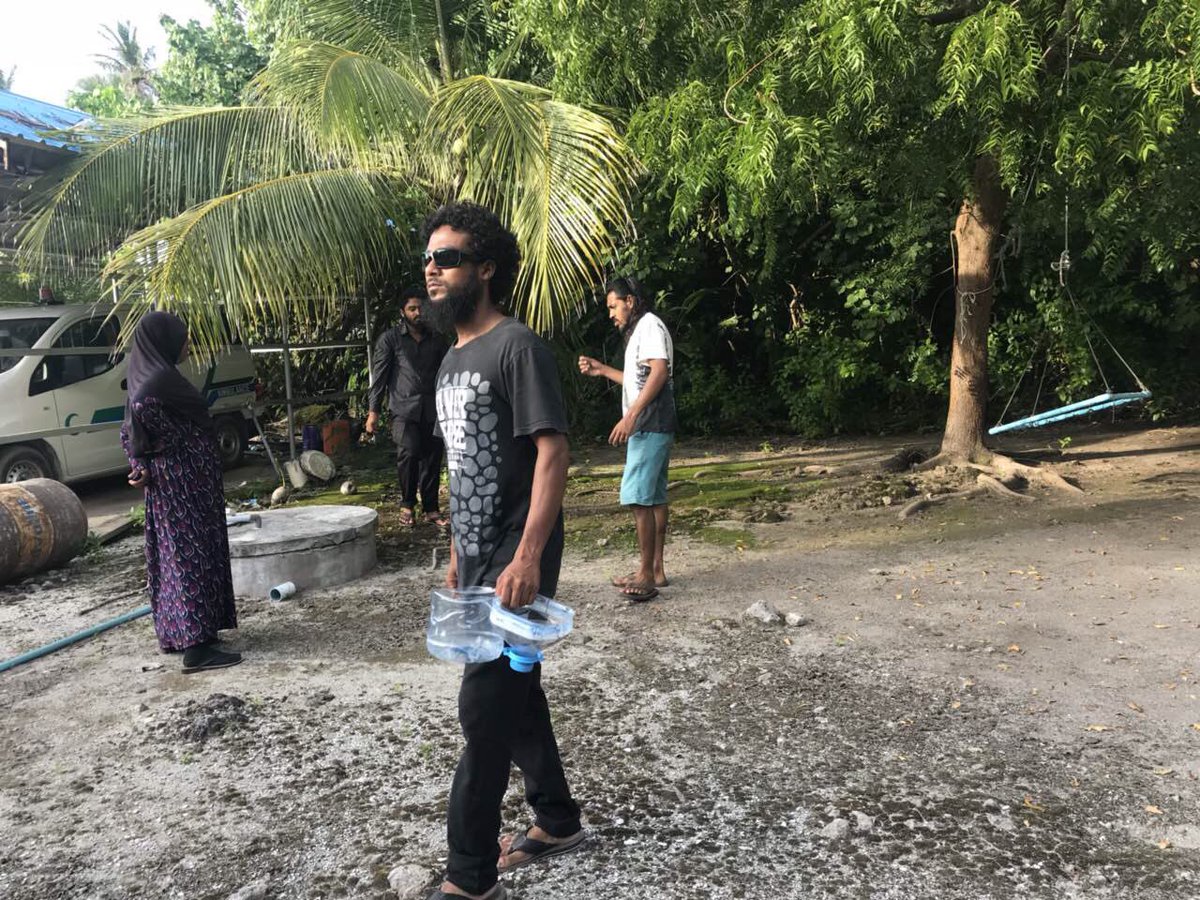 MoHmv's tweet photo. “Madhiri nathaalumuga namoona muassasaa akah vun”
#AlifAlif #Maalhos Health Center conducts special clean up to eliminate mosquito breeding sites for #Dengue prevention #Nationwide #HealthFacility #Cleanup @HPA_MV https://t.co/2rjIVIHeAB