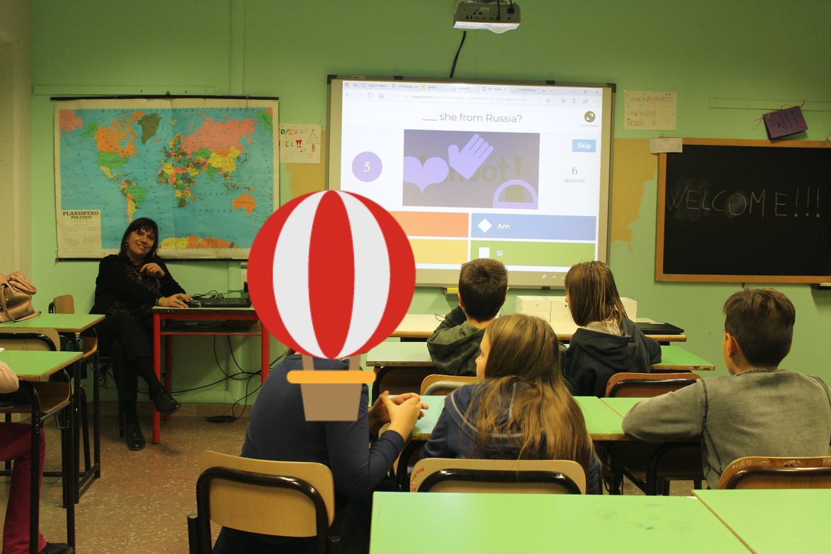 marchese64's tweet photo. English time with memory cards and Kahoot. #learningisfun @dantealighto @GetKahoot https://t.co/s8iW7Ckch7