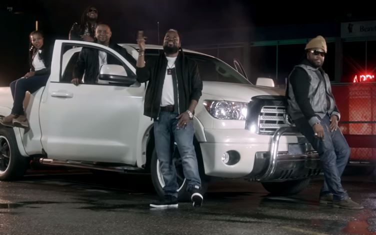 Now playing: Morgan Heritage - Perform and Done #OneLove <a href="/talliaoyando/">Chululups 🇰🇪</a> <a href="/CocoJahSeed/">Coco - JahSeed</a>