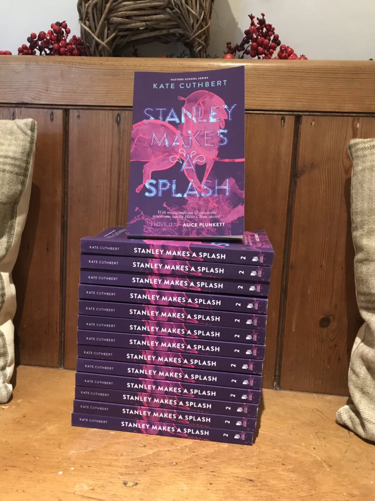 So excited ... my books have finally arrived. Stanley Makes a Splash, the second story in the Hatters School Series. #storiesforchildren #horsestories #ponystories #booksforchristmas #greatreads