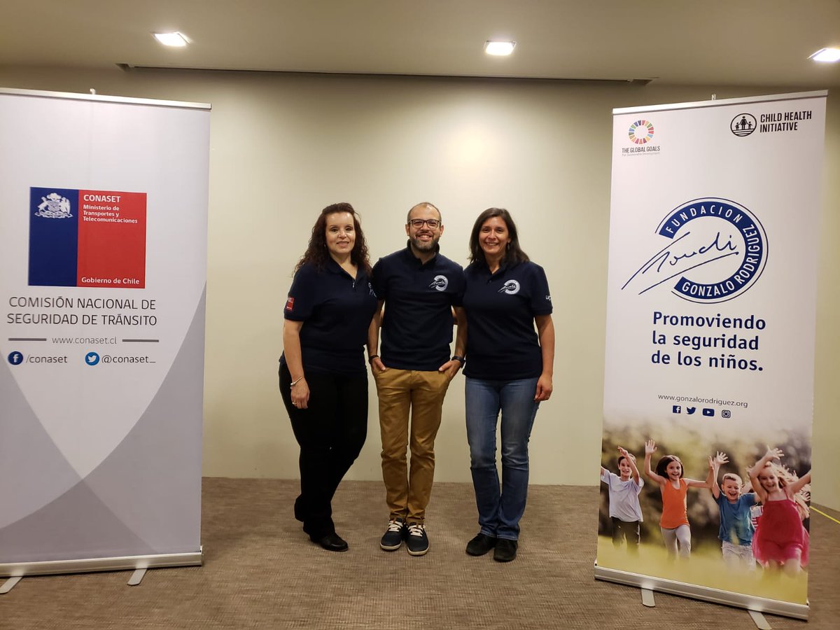 conaset's tweet photo. #AgendaMTT | Hoy damos la bienvenida a 12 nuevos formadores en seguridad del niño pasajero que nos acompañarán en futuros puntos de chequeo. 👶👦👧🚘✔
Gracias a @fundaciongonchi e @ISAIntervial por su colaboración y por promover la seguridad vial infantil. ¡Felicitaciones! 👏 https://t.co/HgEFP3nBZZ