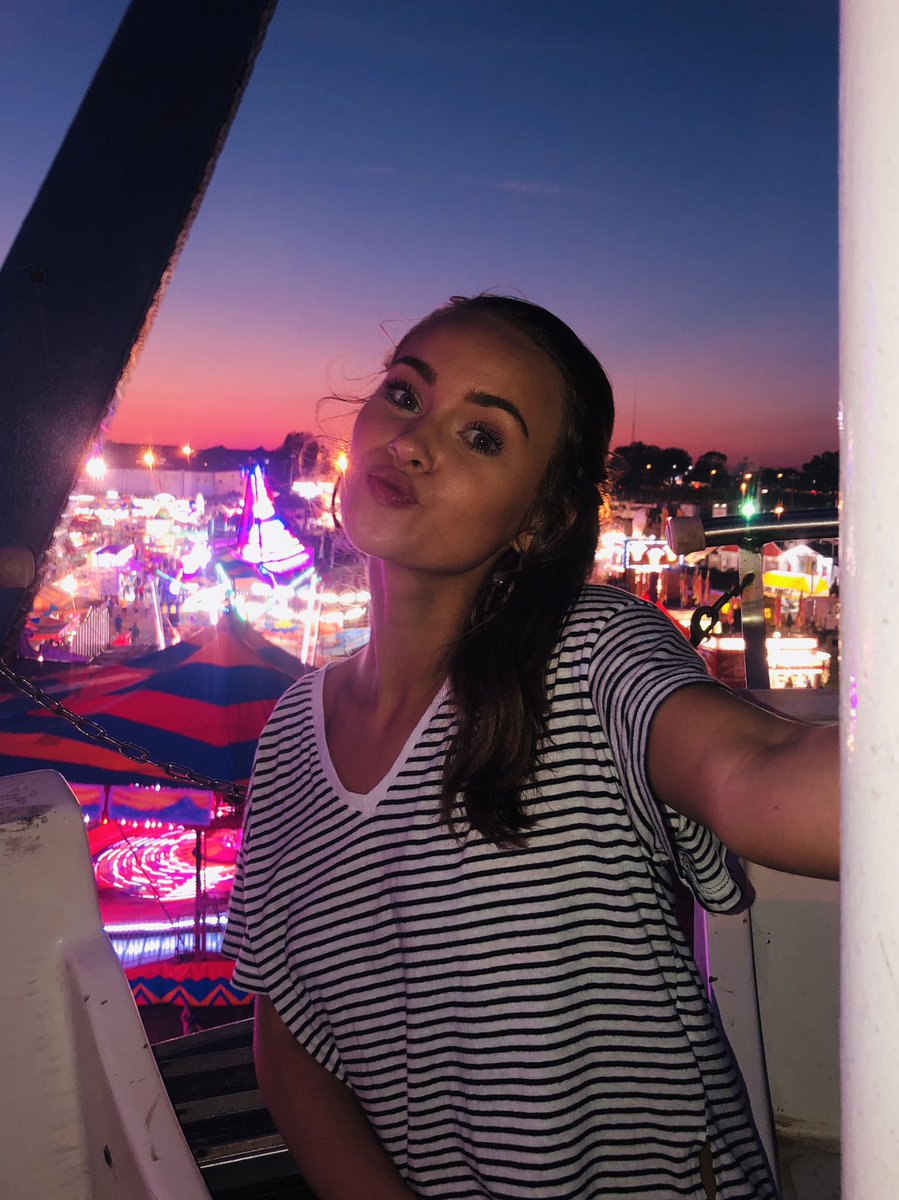 devanapolk's tweet photo. SCREAMING HAPPY 18TH BIRTHDAY TO THE LOVE OF MY LIFE!! Thank you for choosing to be mine since we were 14 years old, you mean the world to me Hailey drew🥳🥰💕 https://t.co/5lx6QHyFJ4
