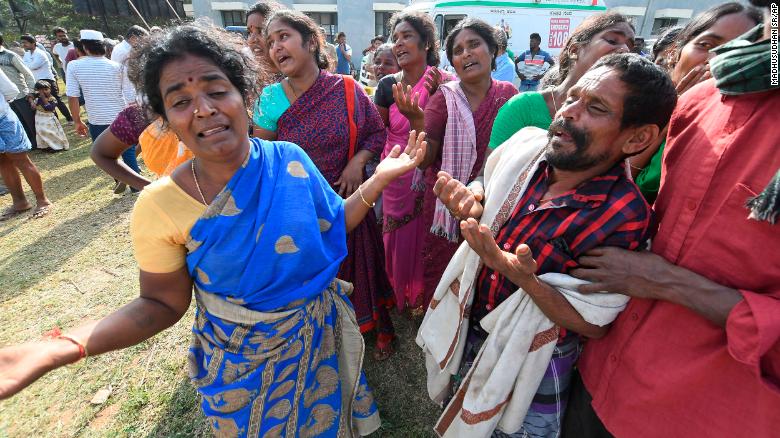 11 people are dead in a suspected religious food poisoning incident in India https://cnn.it/2CfxJ2U