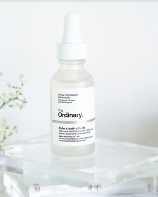 Contoh serum mengandung Arbutin:The ordinary Alpha Arbutin serum